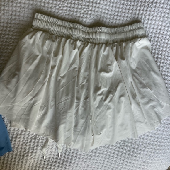 Amazon Women's Athletic Shorts in Blue and White - Picture 7 of 9